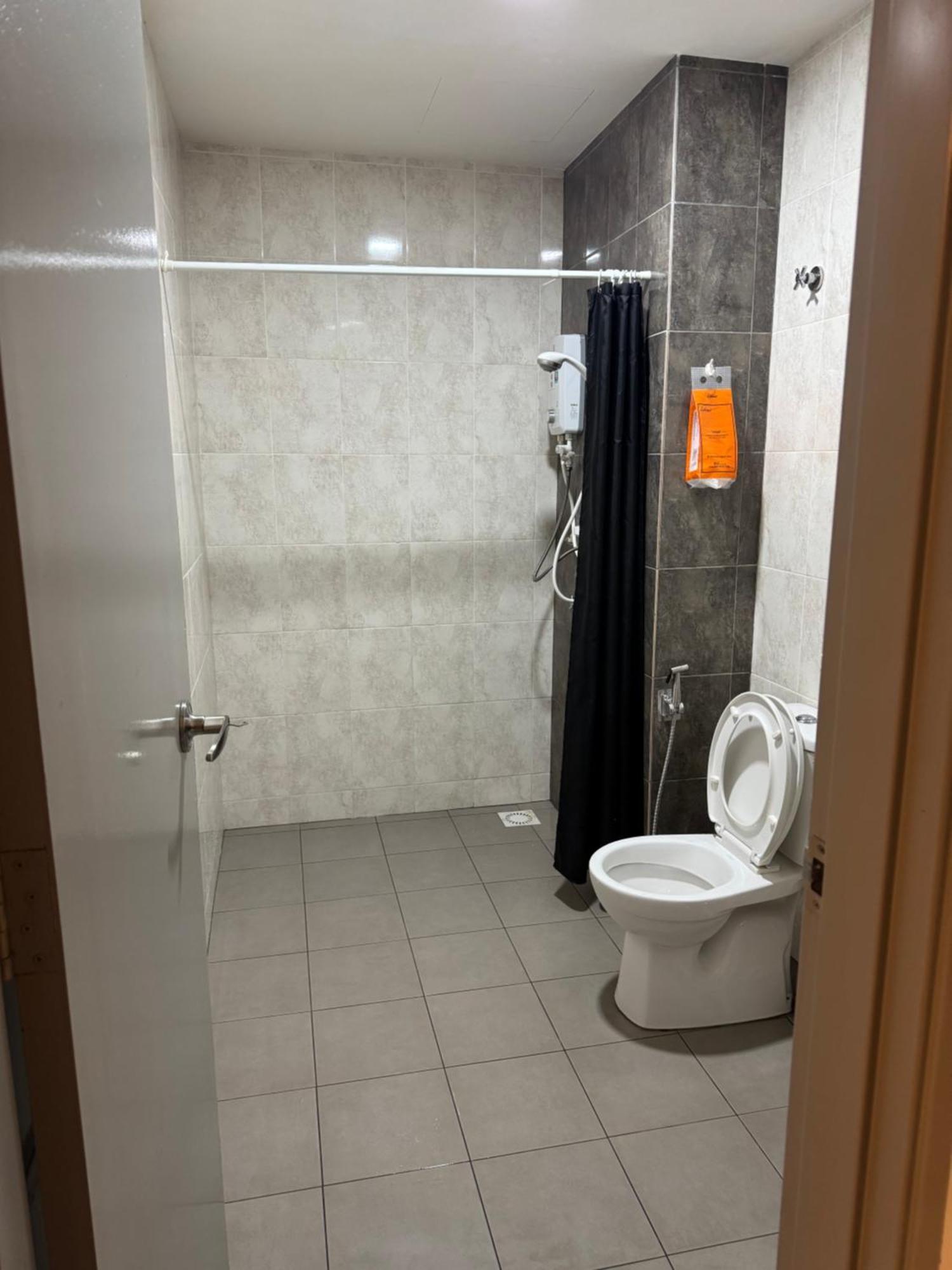 Mishal'S Homestay-Vista Bangi Studio Service Apartment 加影 外观 照片